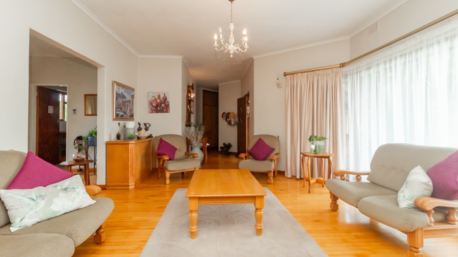 4 Bedroom Property for Sale in De La Haye Western Cape